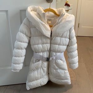 Girls Warm Hooded Winter Coat in White size 11/12